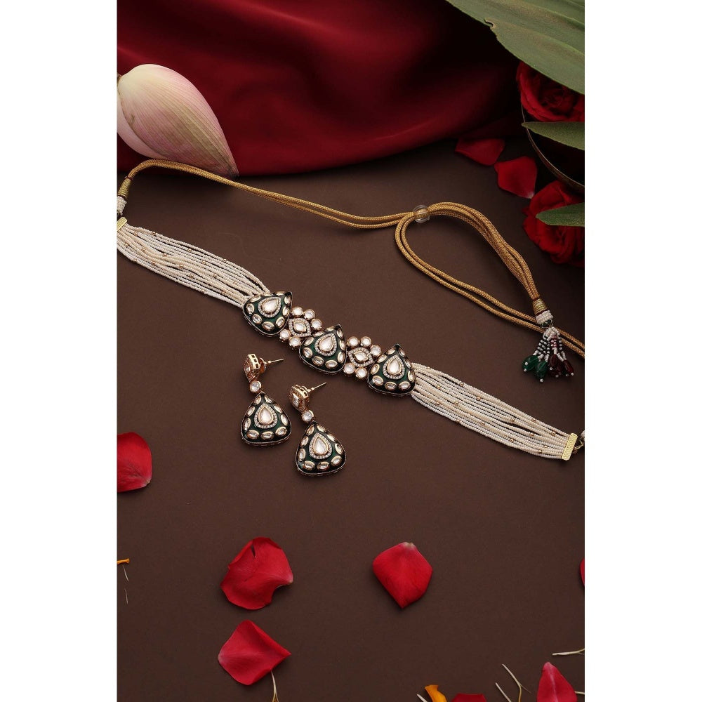 SWABHIMANN Ridhie Green Polki Choker Necklace with Earrings Set