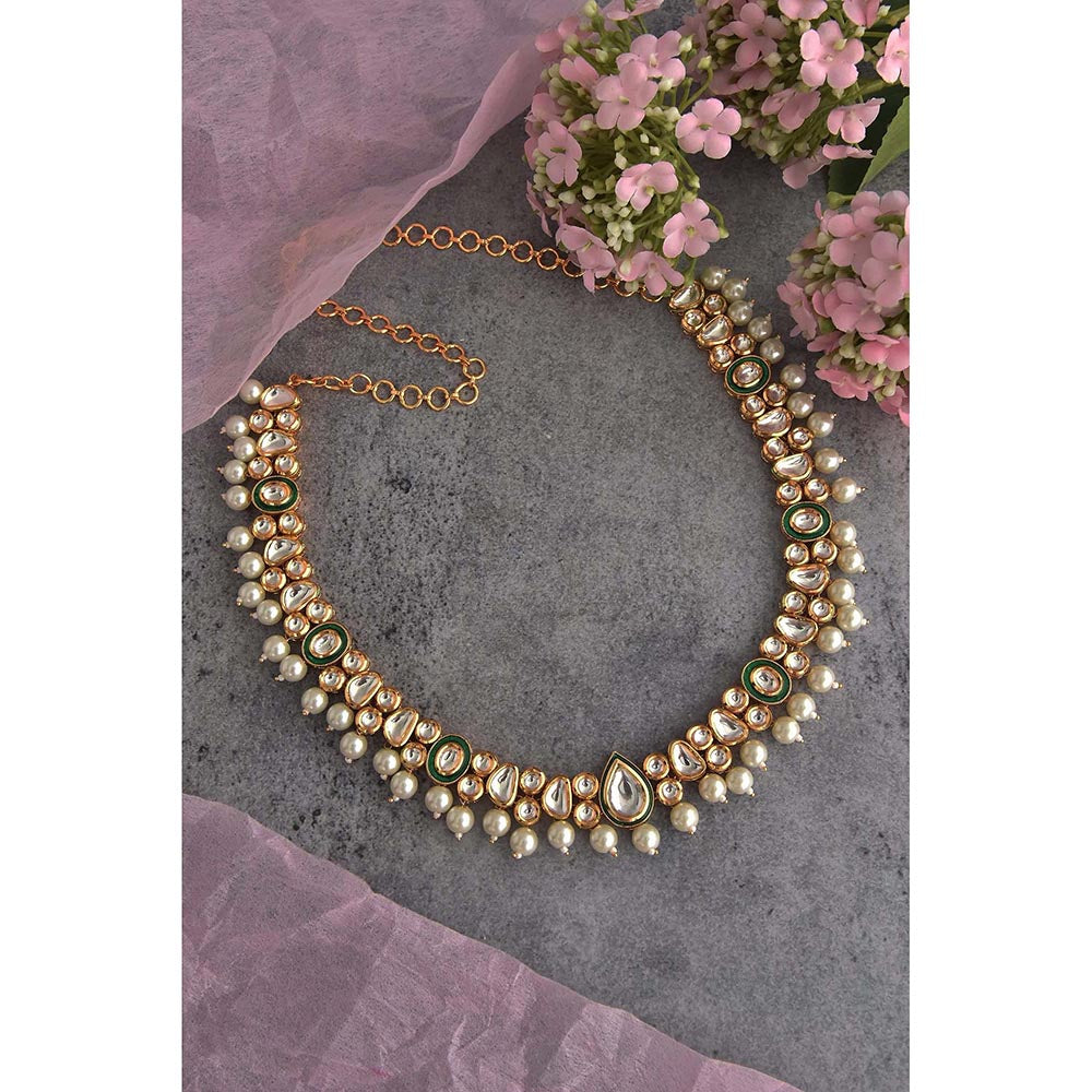 SWABHIMANN Gayatri Green Kundan and Pearl Kamarband