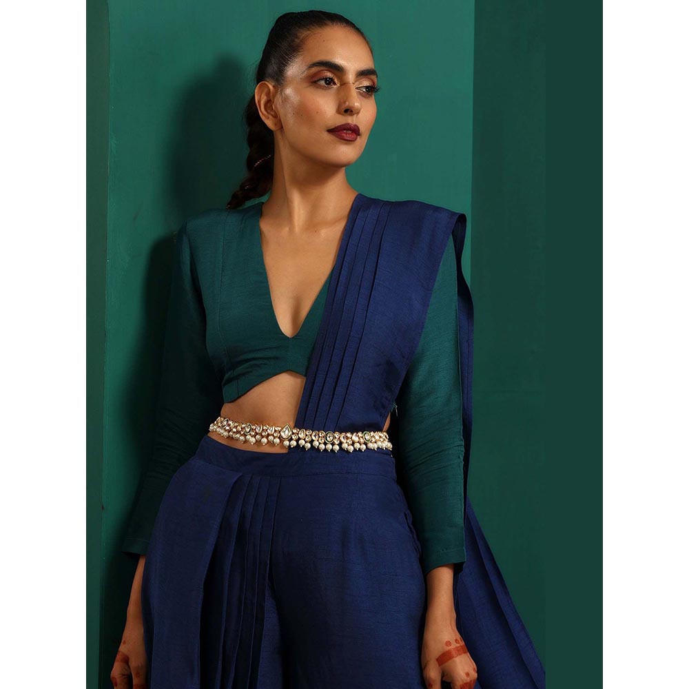 SWABHIMANN Gayatri Green Kundan and Pearl Kamarband