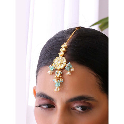 SWABHIMANN Anitraa Green Gold Plated Kundan Maang Tikka