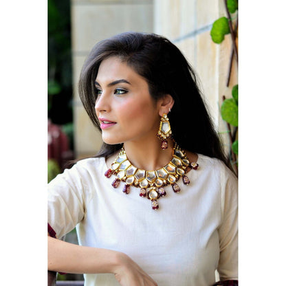 SWABHIMANN Ramani Red Gold Plated Polki Short Necklace with Earrings Set