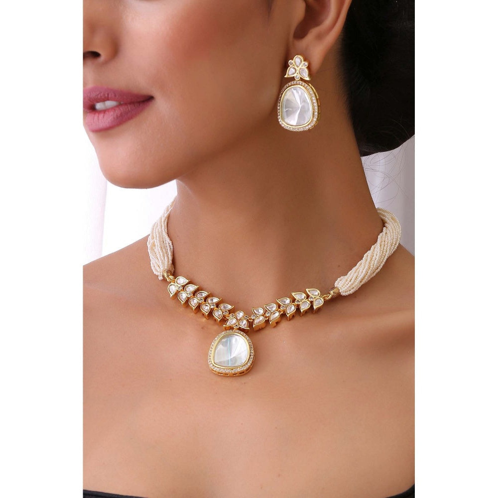 SWABHIMANN Ava Gold Plated Polki Pendant Necklace Set