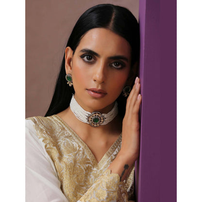 SWABHIMANN Ombre Green Silver Plated Polki Choker Necklace with Earrings Set