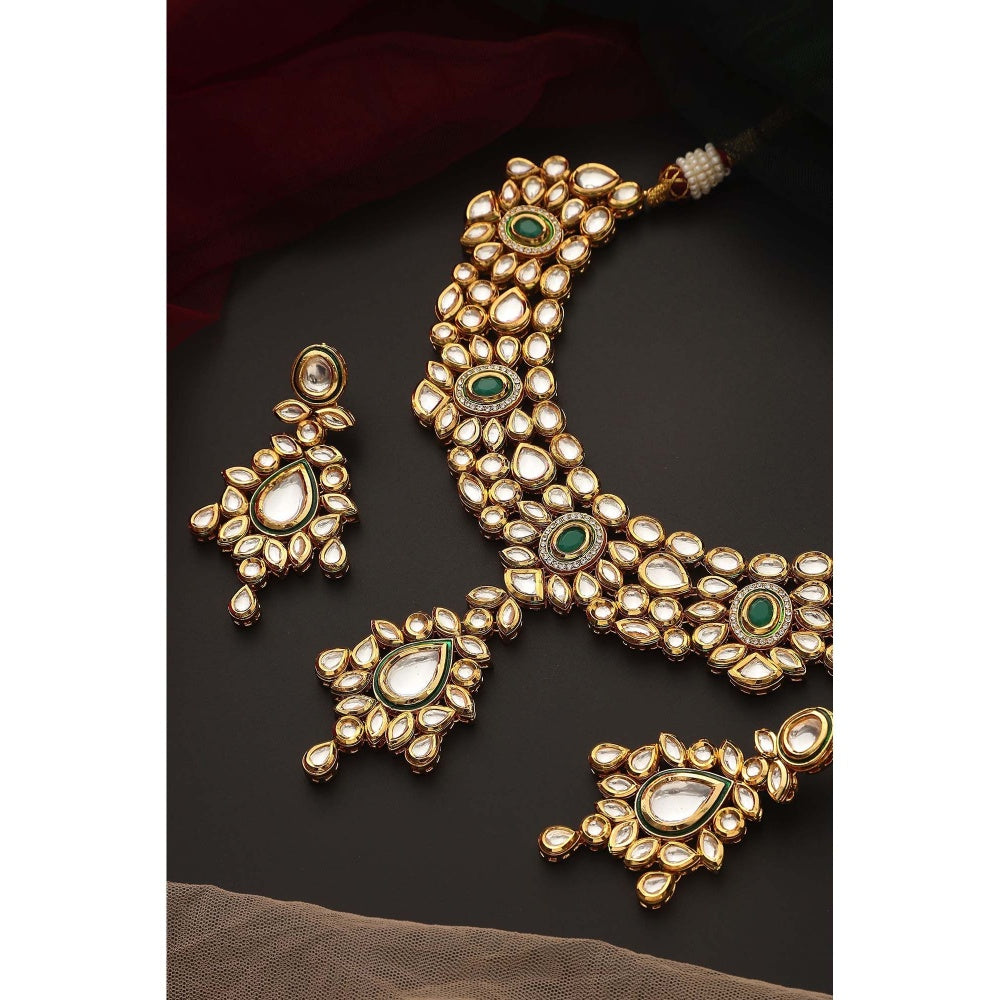 SWABHIMANN Udya Green Kundan Necklace with Earrings Set