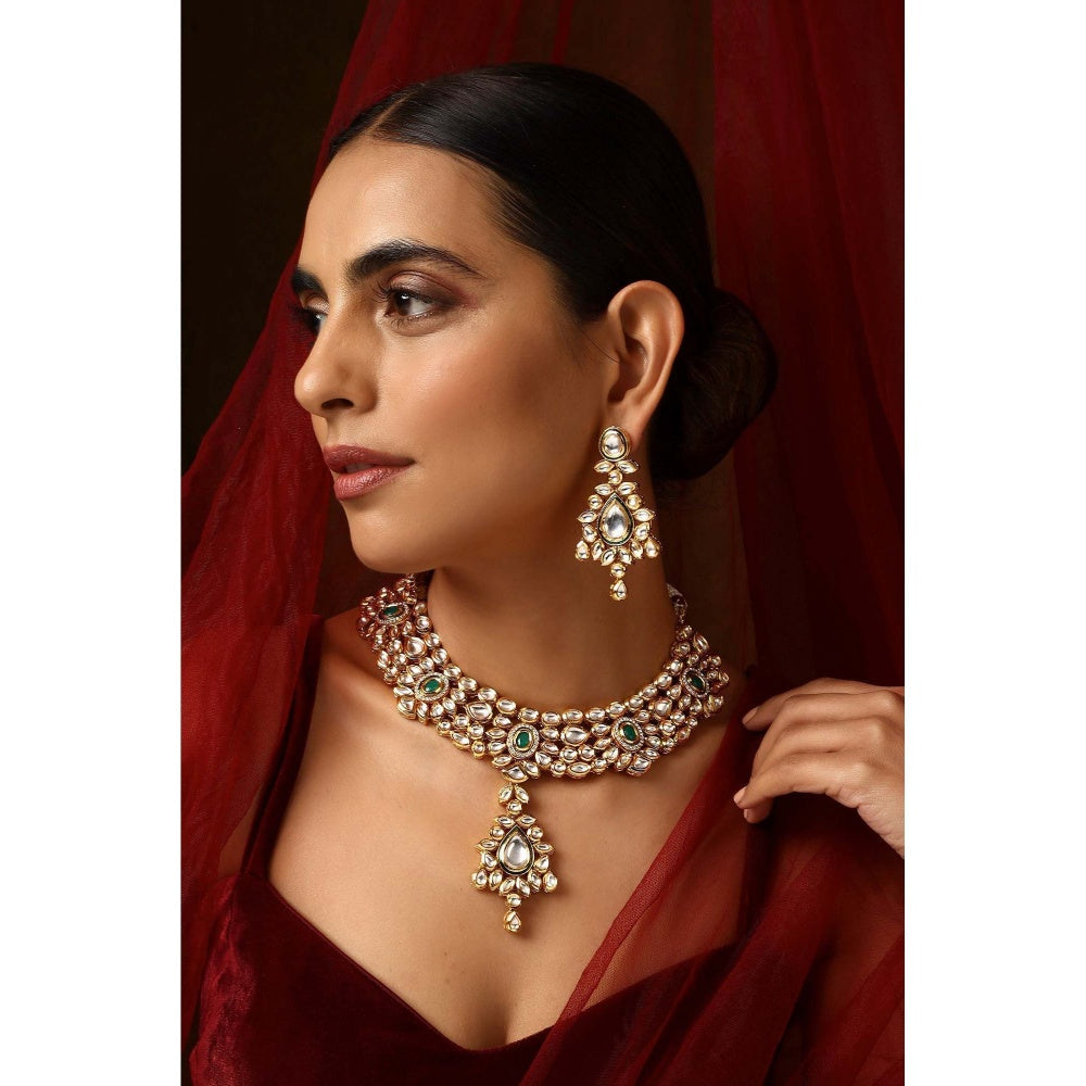 SWABHIMANN Udya Green Kundan Necklace with Earrings Set