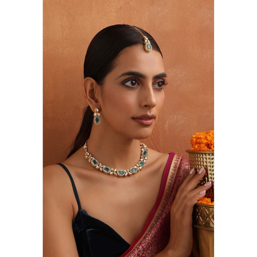 SWABHIMANN Sakshi Green Kundan Necklace Set with Maang Tikka