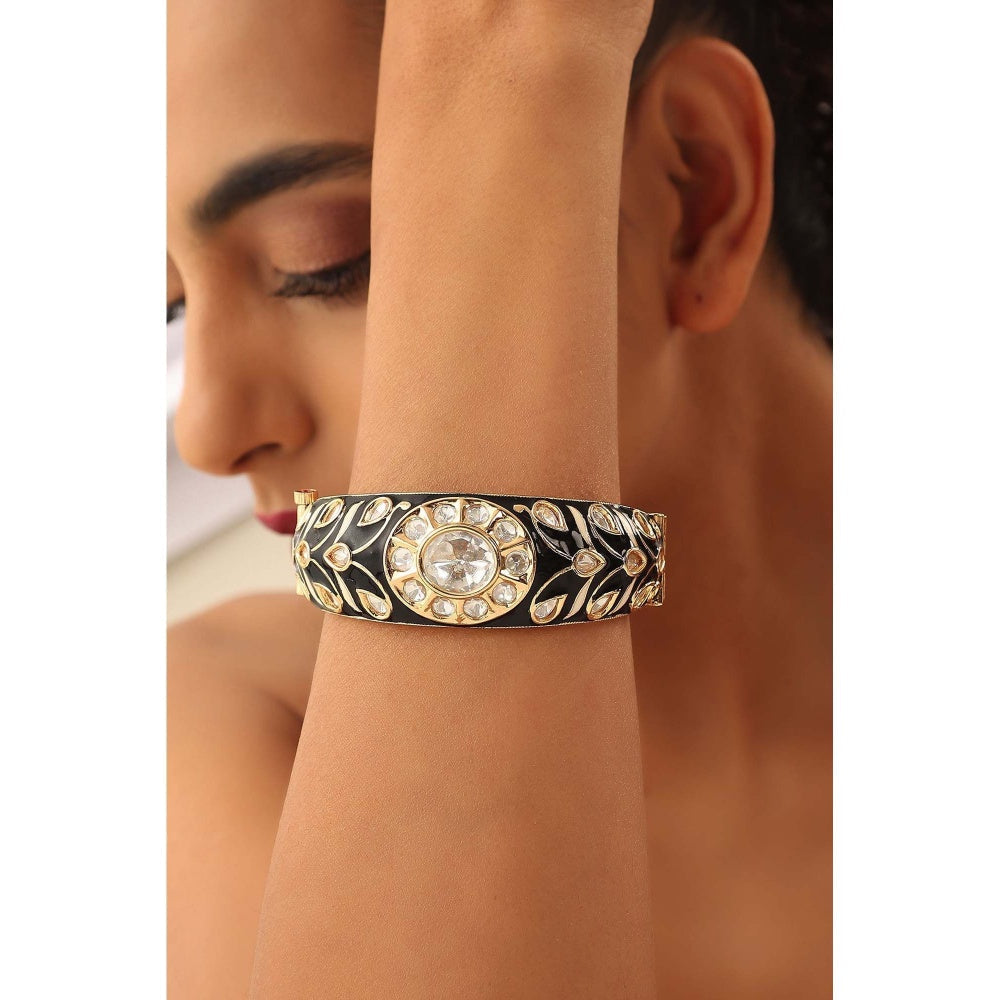 SWABHIMANN Jorri White Polki Bracelet