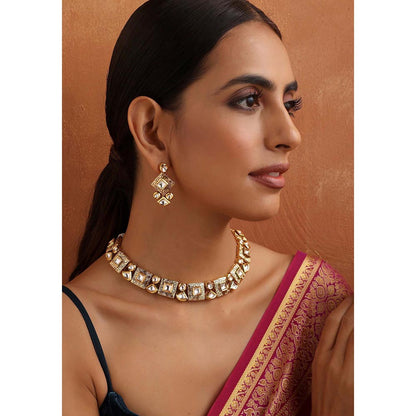 SWABHIMANN Donna White Kundan Necklace Set