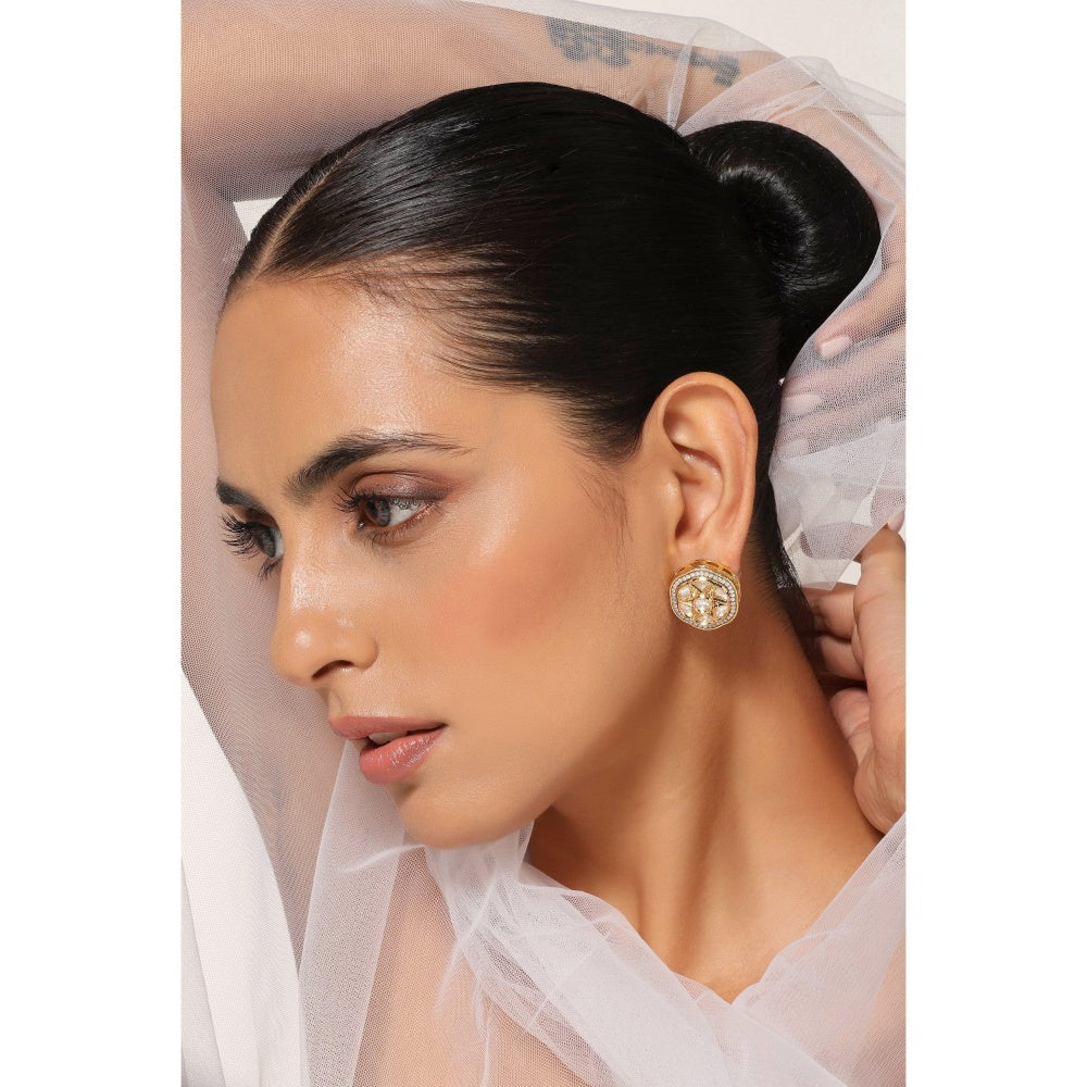 SWABHIMANN Sukh Gold Kundan Stud Earrings