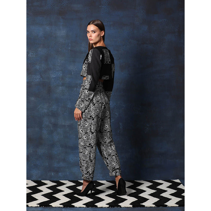 Swatee Singh Crop Jacket And Full Straight Sleeves With Chinos Pant