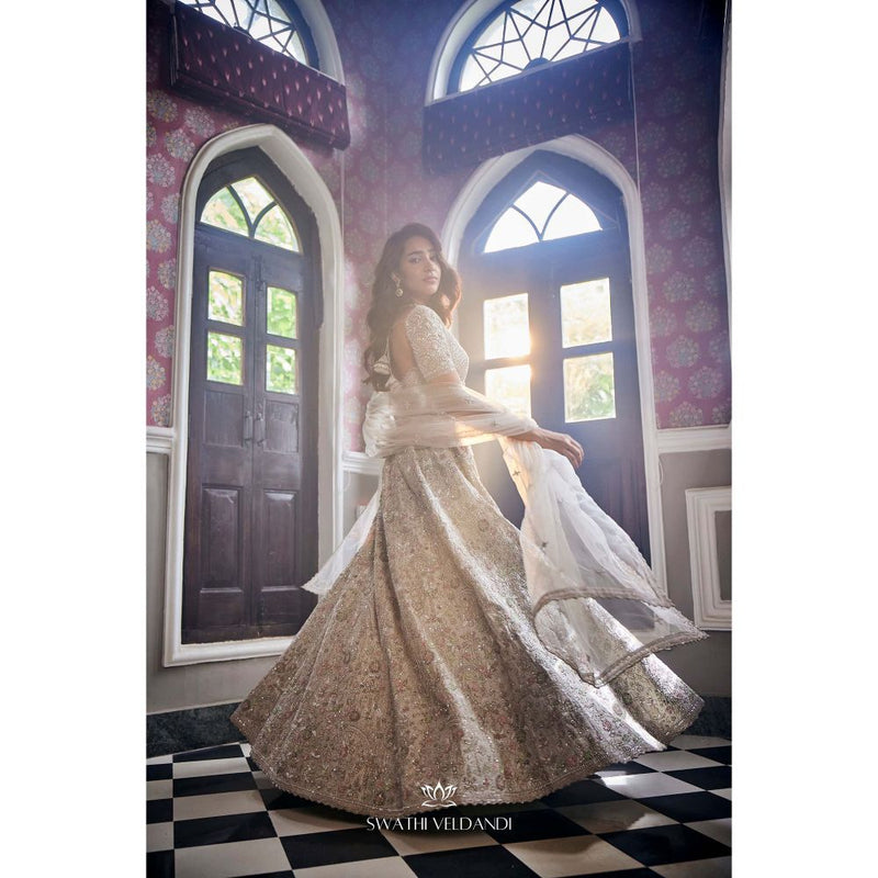 SWATHI VELDANDI Whisper Grey Lehenga with Blouse and Dupatta (Set of 3)