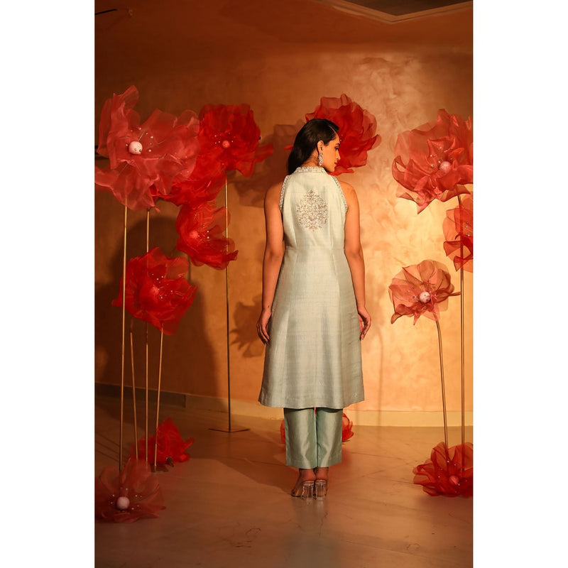 SWATHI VELDANDI Calming Ice blue Embroided Kurta with Pant (Set of 2)