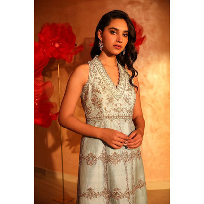 SWATHI VELDANDI Calming Ice blue Embroided Kurta with Pant (Set of 2)