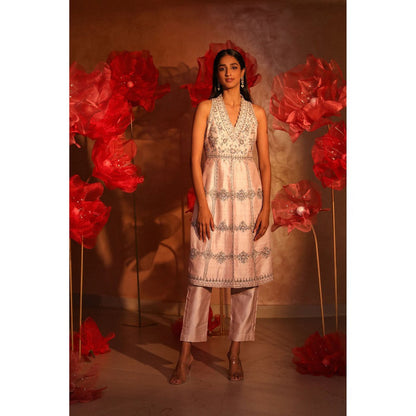 SWATHI VELDANDI Lavish Lilac Ivory Embroided Kurta with Pant (Set of 2)