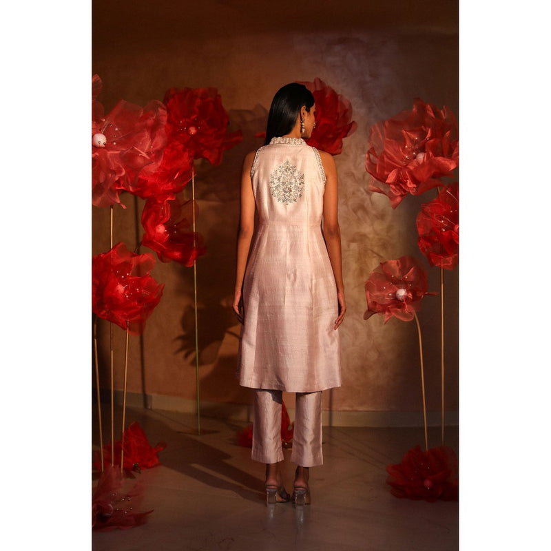 SWATHI VELDANDI Lavish Lilac Ivory Embroided Kurta with Pant (Set of 2)