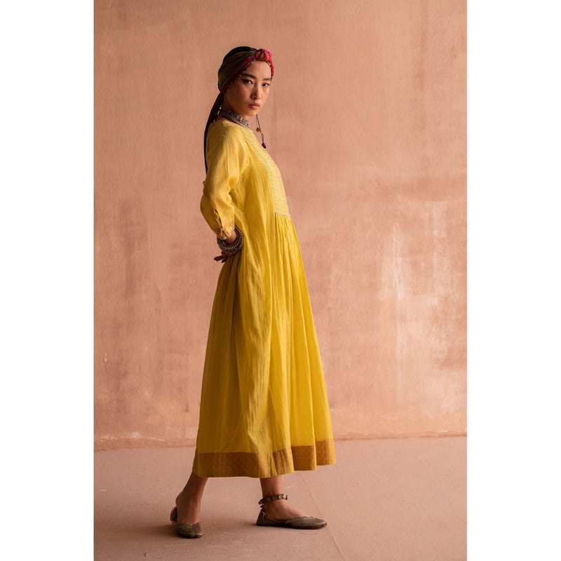 SWATTI KAPOOR Nimbu Yellow Printed Anarkali Kurta
