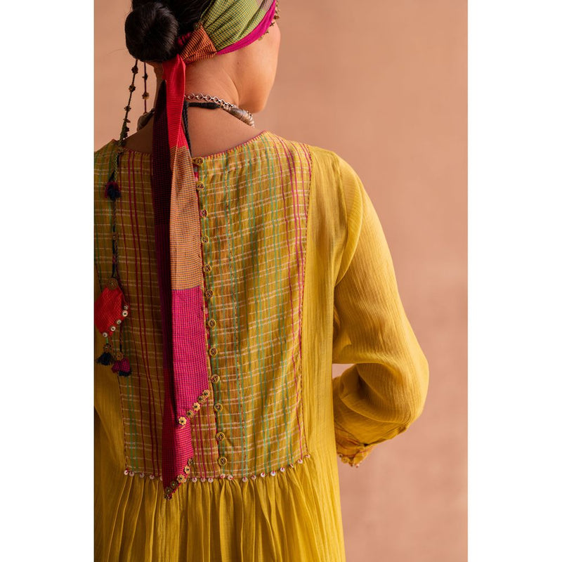 SWATTI KAPOOR Nimbu Yellow Printed Anarkali Kurta
