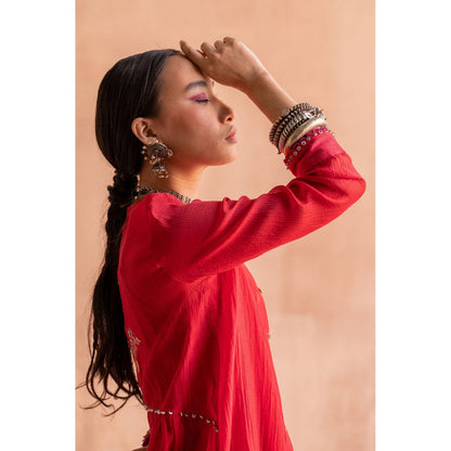 SWATTI KAPOOR Lal Red Solid Kurta