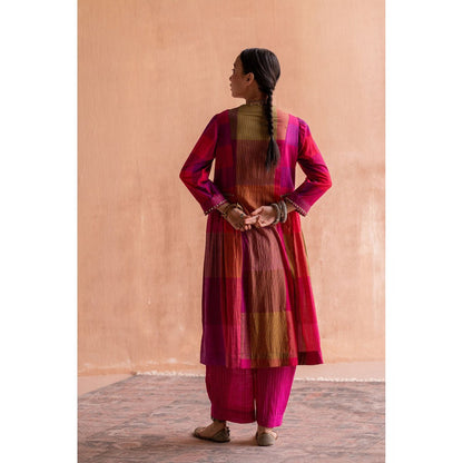 SWATTI KAPOOR Rani Pink Colorblock Printed Kurta