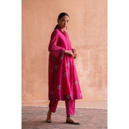 SWATTI KAPOOR Rani Pink Floral Printed Shirt Style Kurta