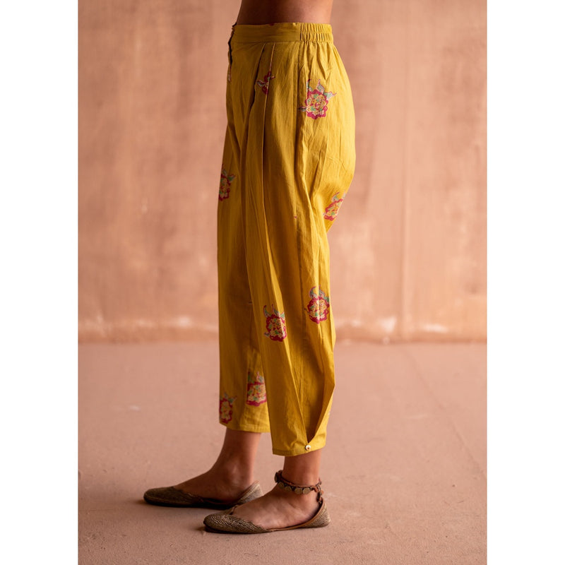 SWATTI KAPOOR Nimbu Yellow Floral Printed Pant