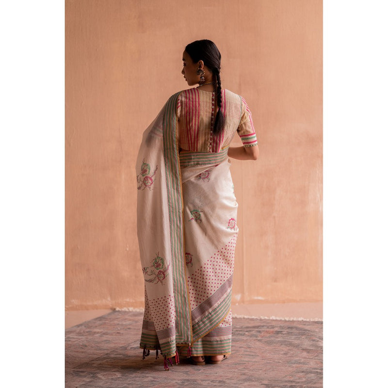 SWATTI KAPOOR Svet Beige Floral Printed Saree with Stitched Blouse