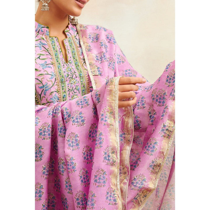 TAHILIYA Pink Floral Hand Block Printed Chanderi Dupatta