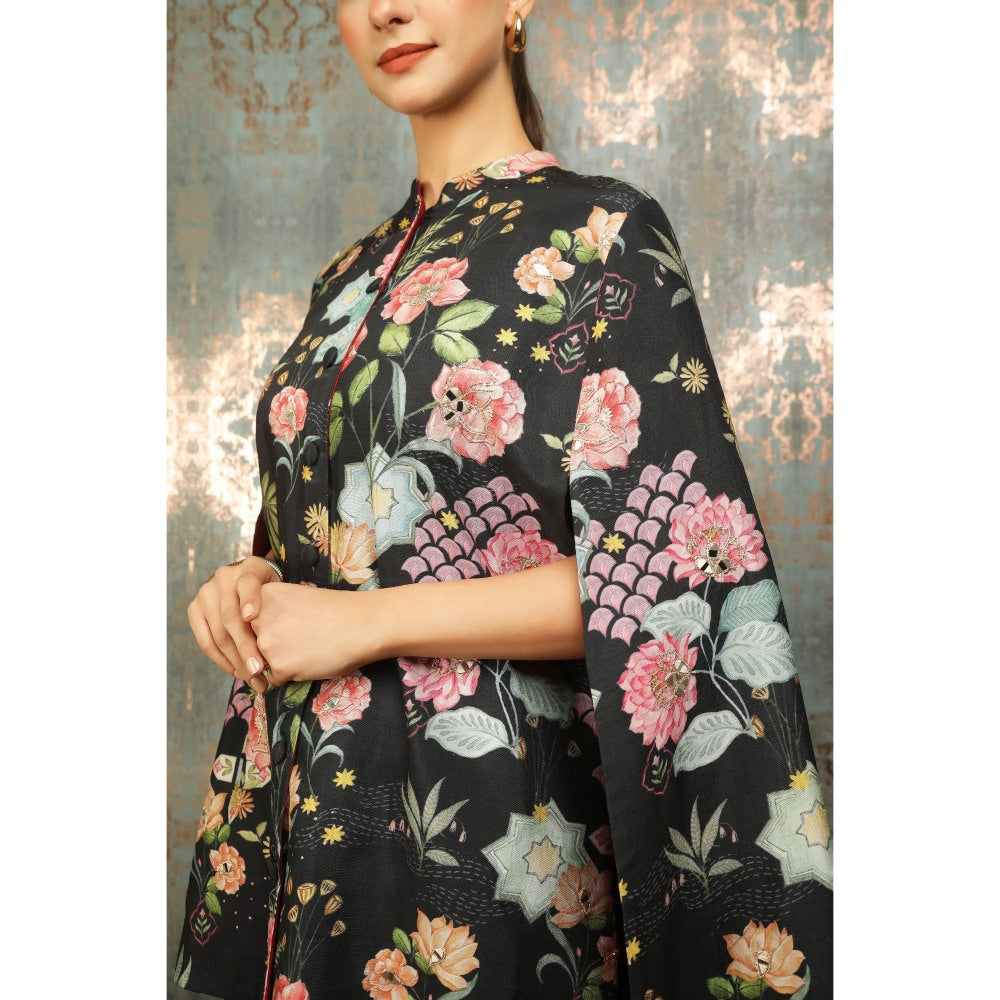 Tanu Malhotra Black Printed Cape