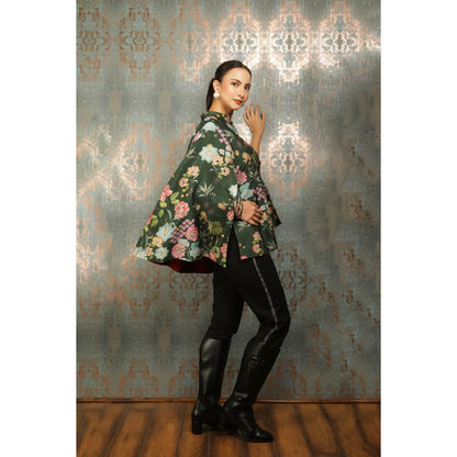 Tanu Malhotra Green Printed Cape