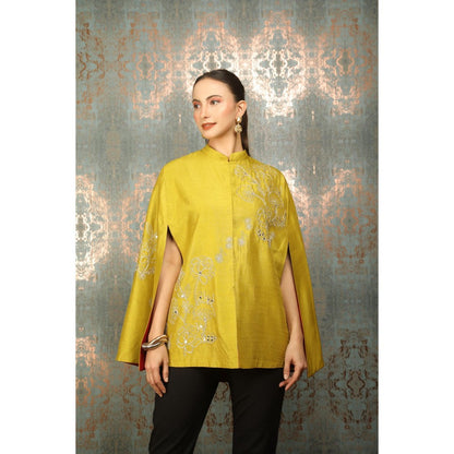 Tanu Malhotra Green Silk Floral Embroidered Cape