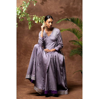 Taraasi Purple Jasmine Kalidar Angarkha Kurta with Slip & Dupatta (Set of 3)