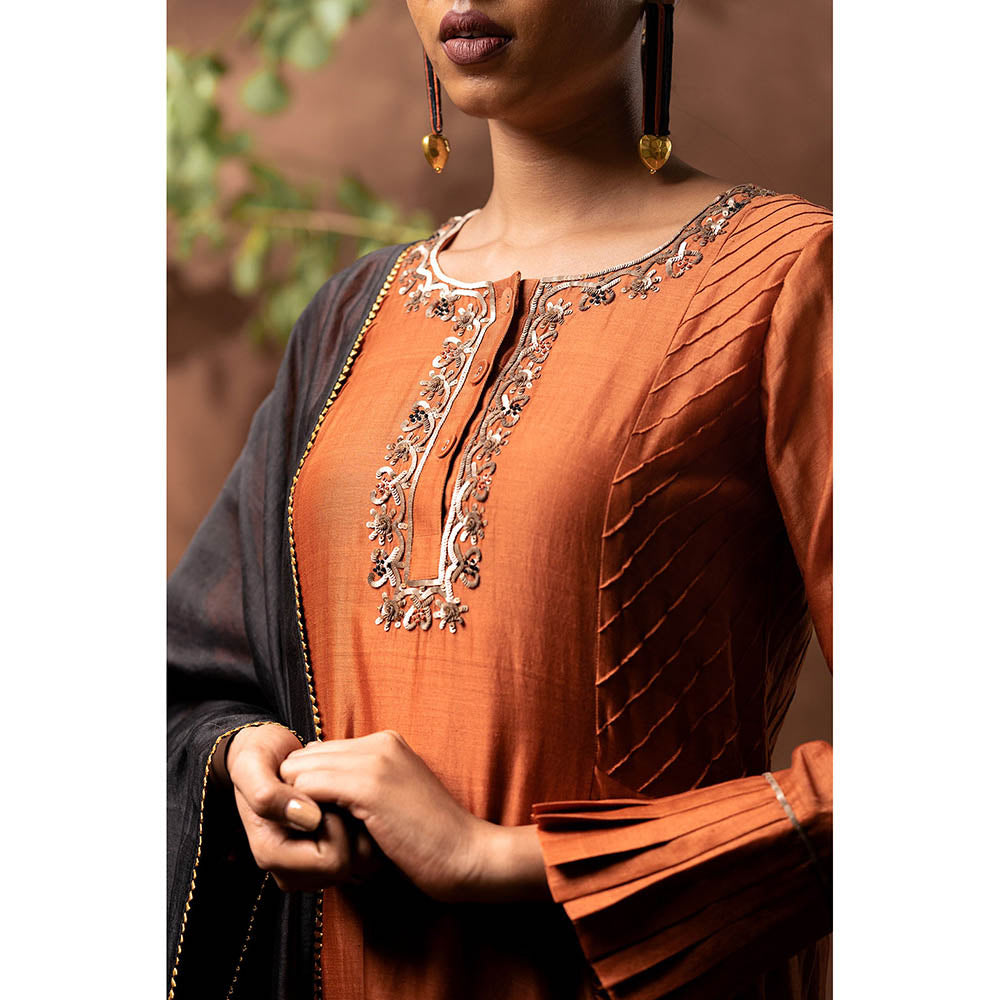 Taraasi Rust Nawabi Embellished Anarkali Kurta with Pant & Dupatta (Set of 3)