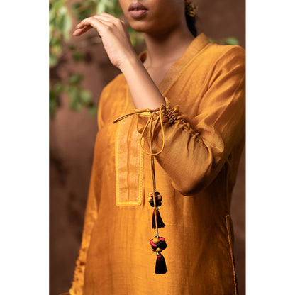 Taraasi Mustard Daira Embellished Kurt with Slip & Pant & Dupatta (Set of 4)