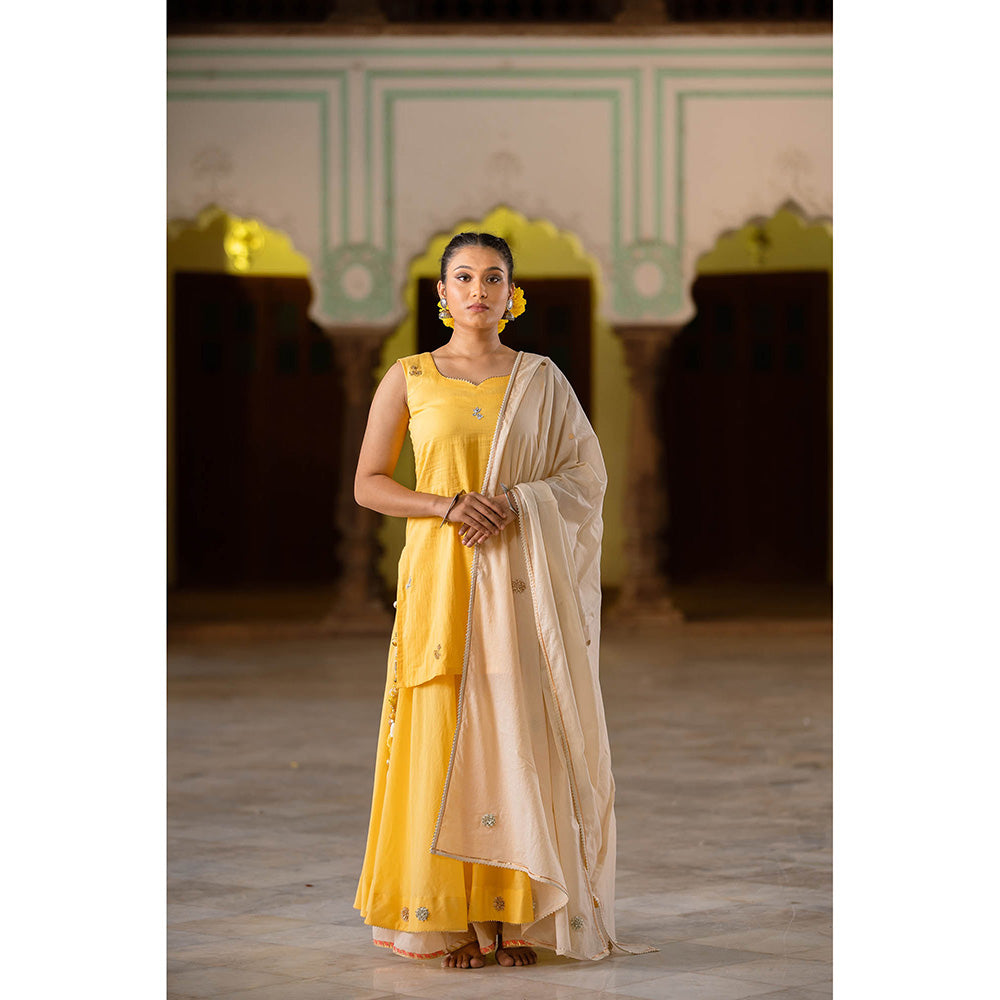 Taraasi Nakhrali Sunshine Yellow Mulmul Cotton Kalidar Ghaghra