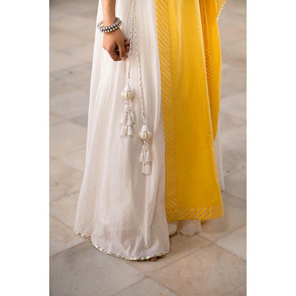 Taraasi Ulfat White Mulmul Cotton Kalidar Ghaghra