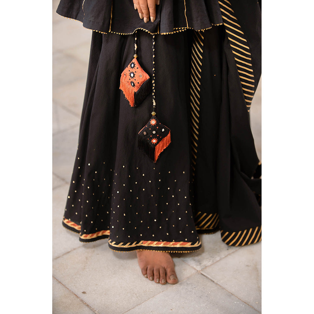 Taraasi Ulfat Black Mulmul Cotton Kalidar Kurti with Ghaghra & Dupatta (Set of 3)