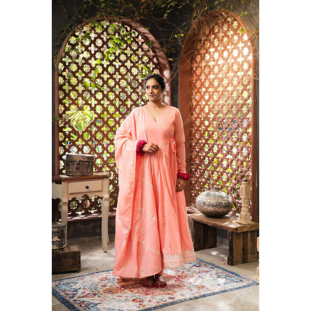 Taraasi Women Peach Cotton Solid Kurta with Pant and Dupatta