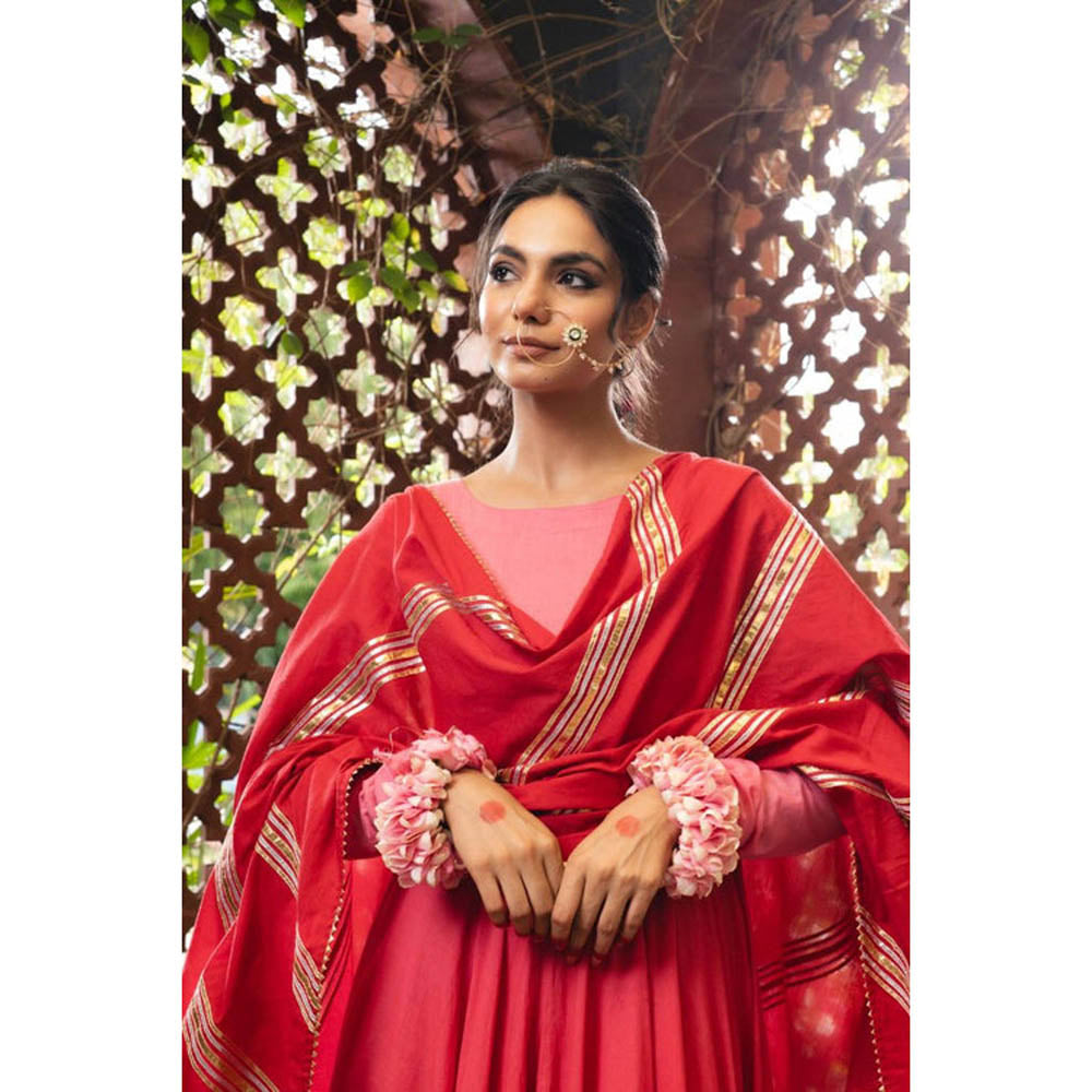 Taraasi Women Maroon Cotton Ombre Anarkali with Churidar and Dupatta