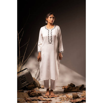 Taraasi Sarwangi' Cotton Silk Kurta Set