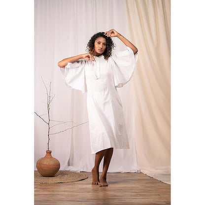Taraasi A Blooming Flower' Off White Mulmul Cotton Dress