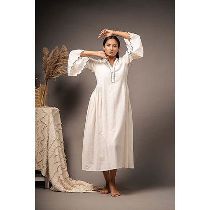 Taraasi The Maiden' Ivory Organic Cotton Dress