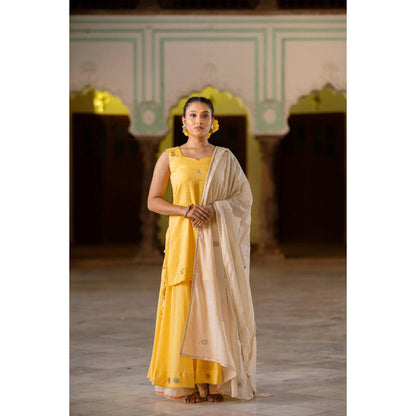 Taraasi Nakhrali' Sunshine Yellow Mulmul Cotton Kalidar Ghaghra