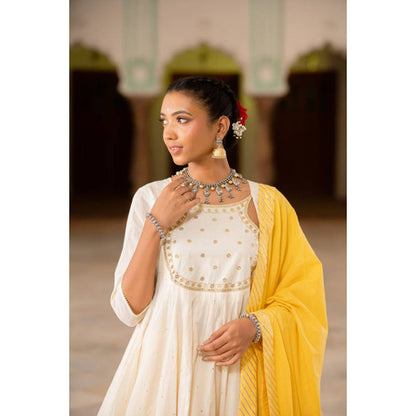 Taraasi QURBAT' Sunshine Yellow Mulmul Cotton Dupatta