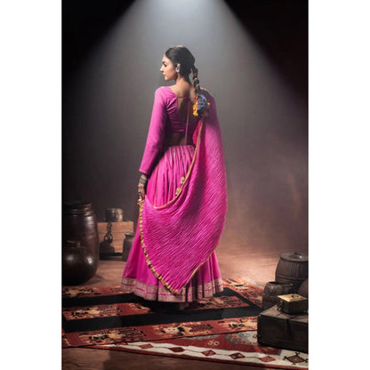 Taraasi Rani Pink Mulmul Cotton Crinkled Dupatta