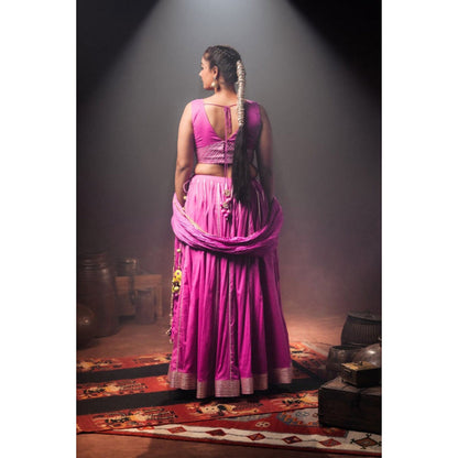 Taraasi Purple Mulmul Cotton Crinkled Dupatta