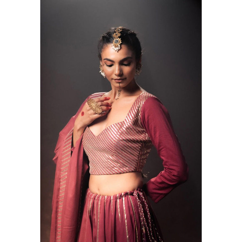 Taraasi QURBAT' Maroon Mulmul Cotton Dupatta