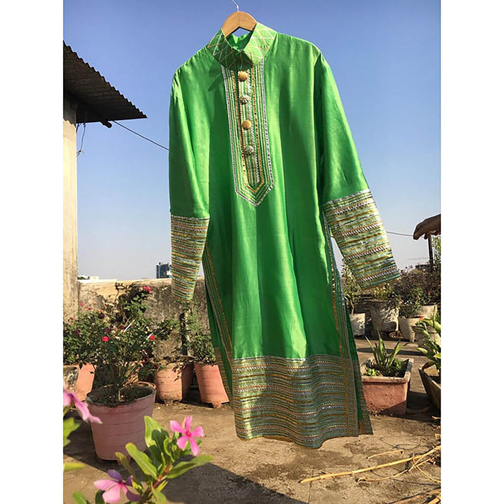 Taraasi CHAMKEELA' Handloom Chanderi Silk Kurta