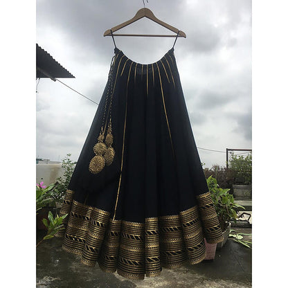 Taraasi Noorjahan Black Mulmul Cotton Kalidar Ghaghara Skirt