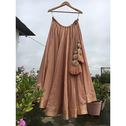 Taraasi Dilshaad Peach Mulmul Cotton Kalidar Ghaghara Skirt