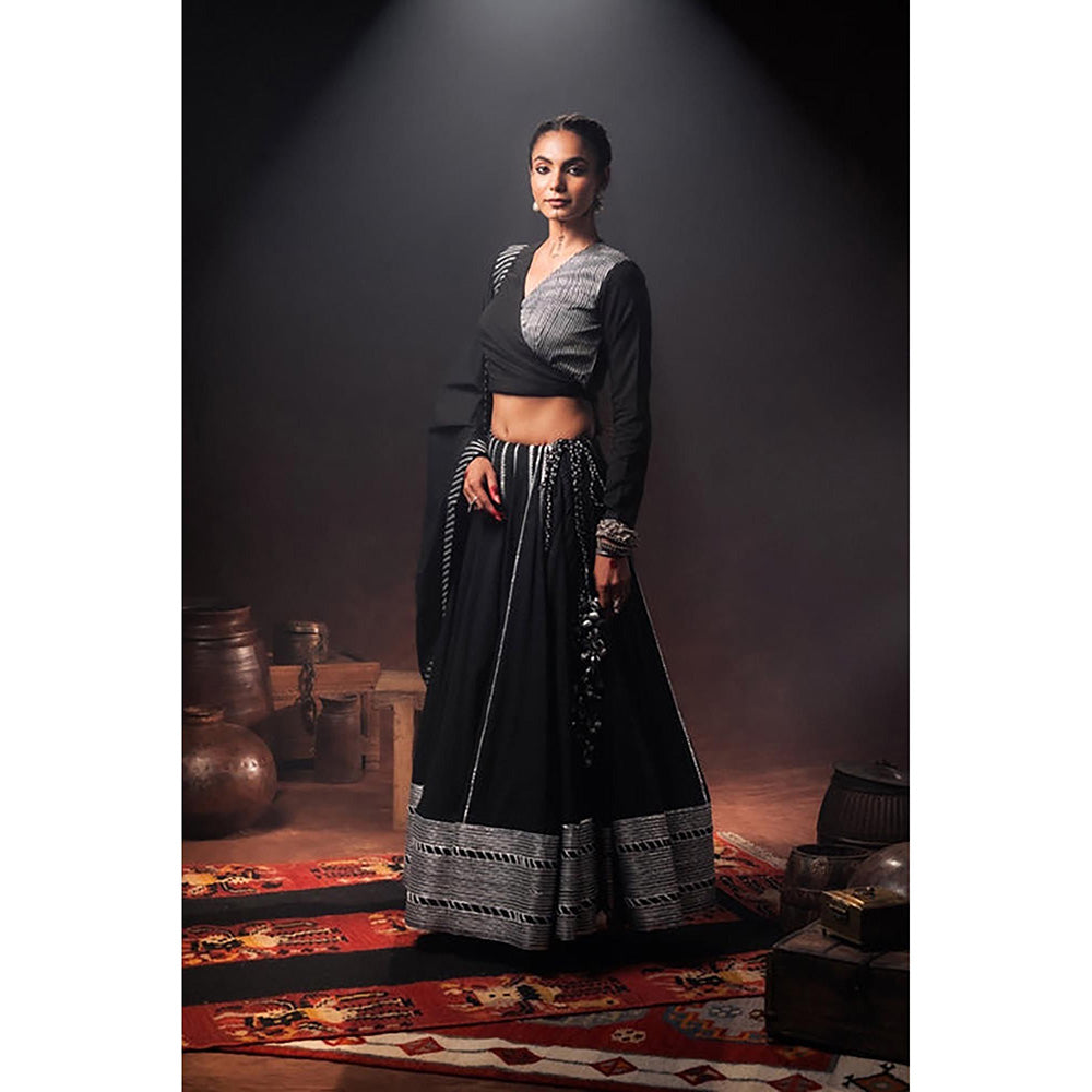 Taraasi Husnara Black Mulmul Cotton Kalidar Ghaghara Skirt